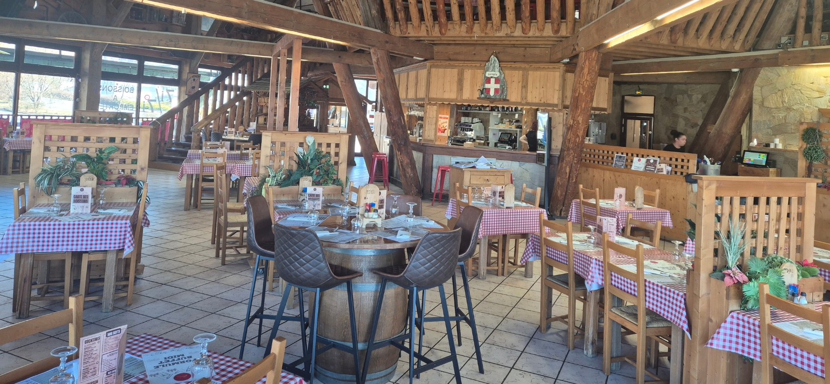 Restaurant La Taverne de l’Arc à Bourgneuf, Aiton – Autoroute A43 (Savoie) Restaurant La Taverne de l’Arc à Bourgneuf, Aiton – Autoroute A43 (Savoie)